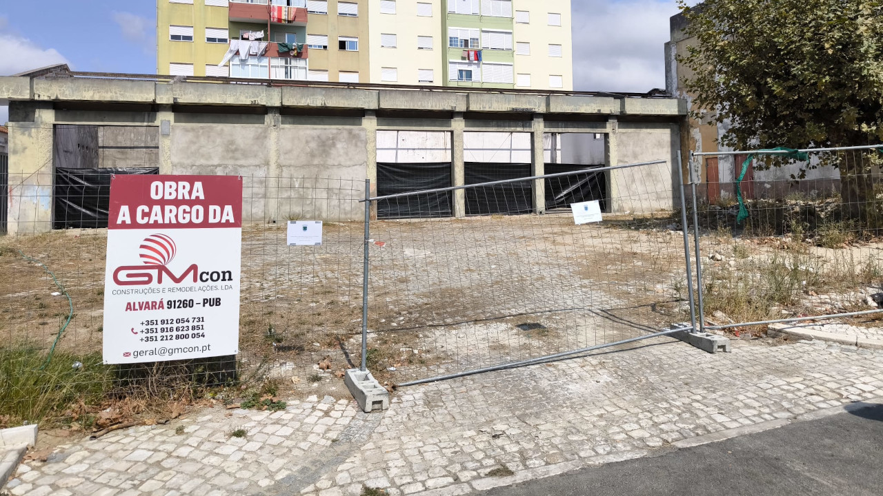 Início das obras das novas oficinas da Junta de Freguesia