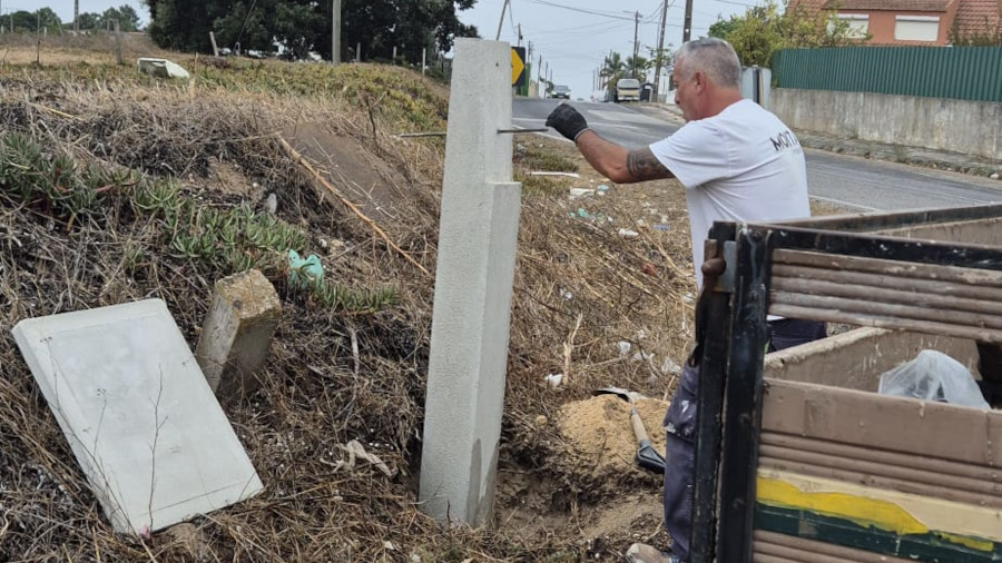 Prossegue a reabilitação de Placas Toponímicas na Freguesia